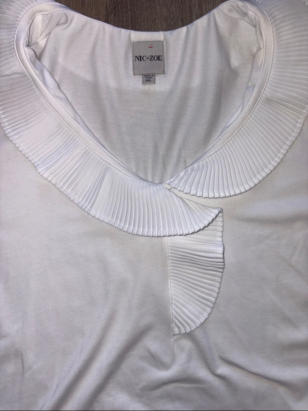 NIC+ZOE White Pleated Collar & Flared Cuff Long Sleeve Top - Picture 4 of 8